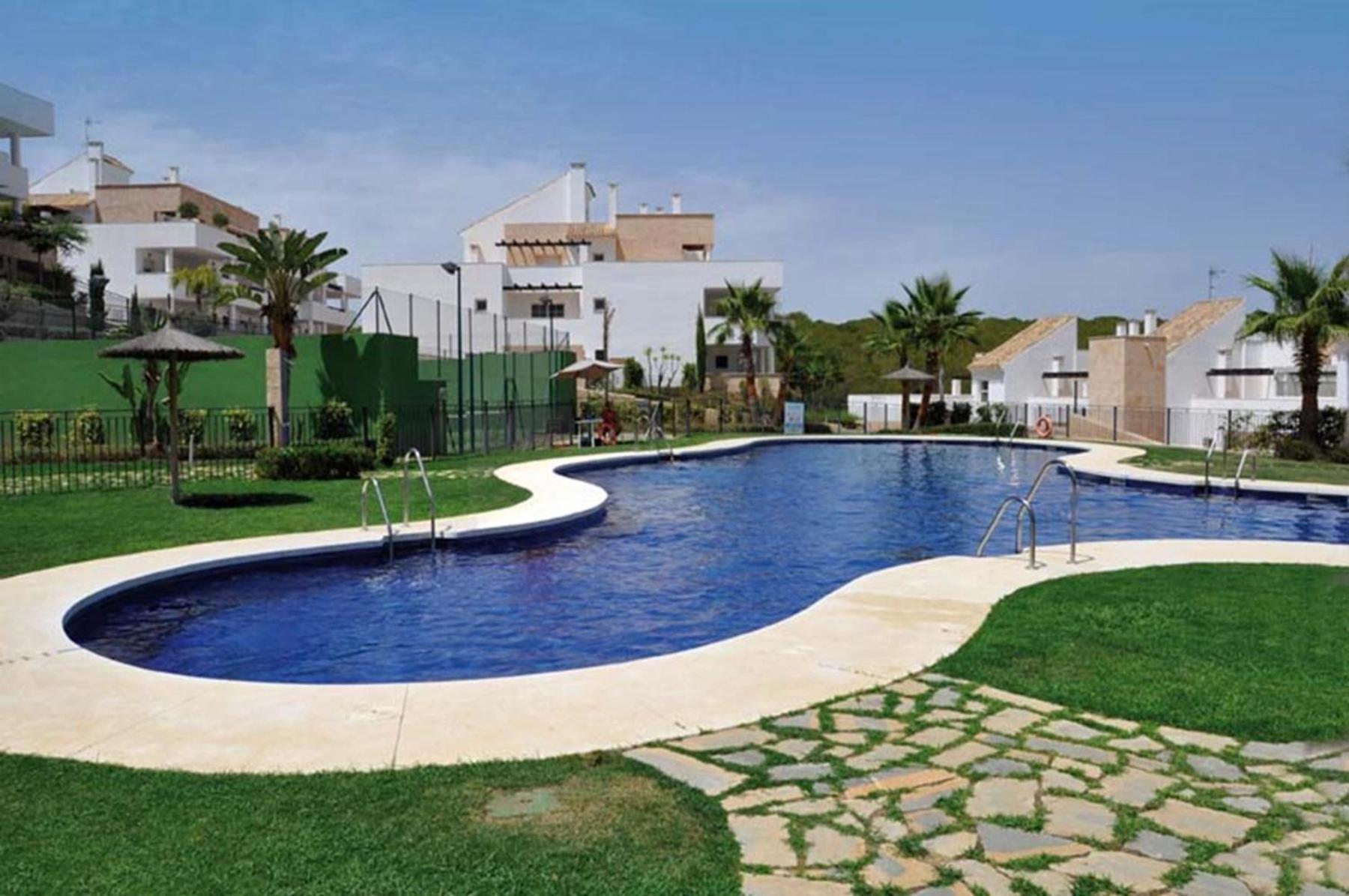 2127-Superb 2 Bedrooms , Lovely Terraces And Pool Сан Роке Екстериор снимка